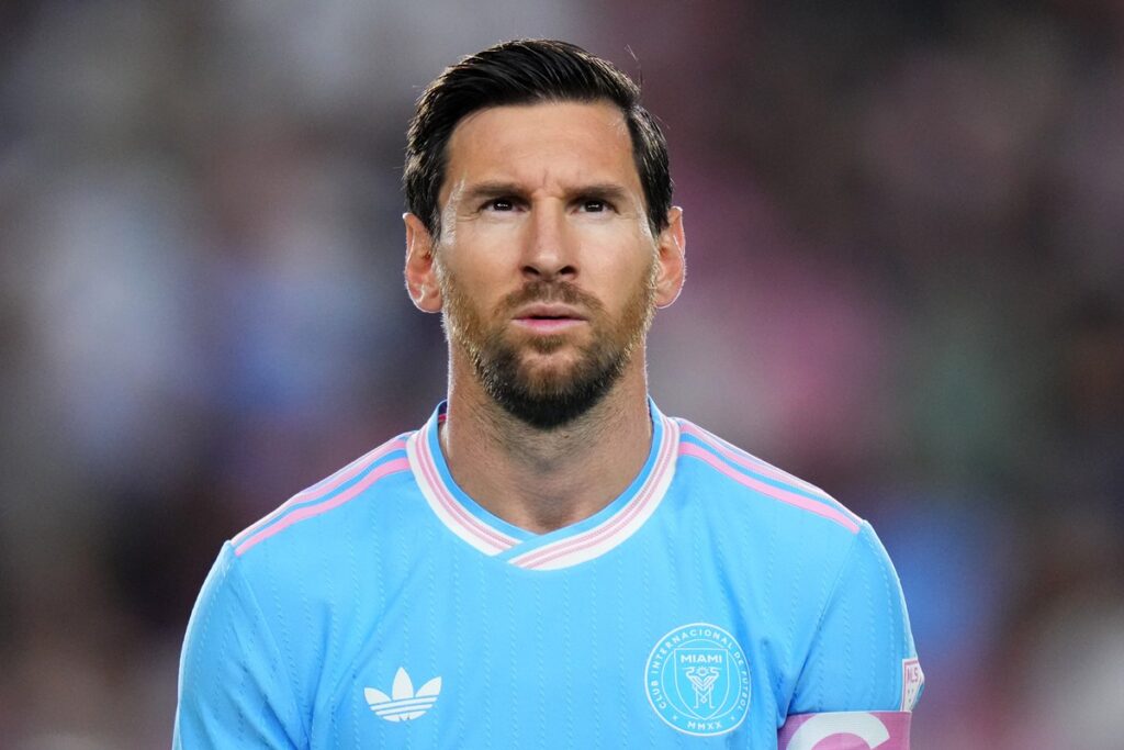 video:-messi-distribui-tres-assistencias-em-goleada-do-inter-miami