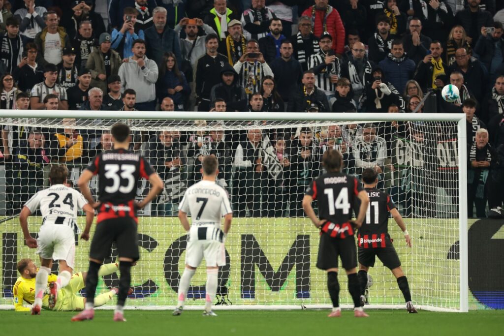 com-penalti-perdido,-juventus-e-milan-empatam-em-0-a-0-pela-serie-a
