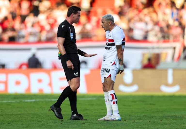 cbf-afasta-arbitros-de-sao-paulo-x-palmeiras-e-bragantino-x-gremio