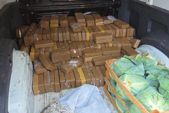 video:-pm-apreende-carga-de-cocaina-avaliada-em-r$-21-milhoes-em-sp