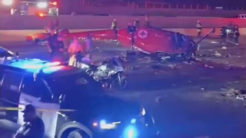 video:-helicoptero-medico-cai-em-rodovia-nos-eua;-ha-3-feridos-graves