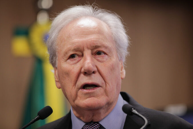 lewandowski-cria-comite-integrado-para-lidar-com-crise-do-metanol