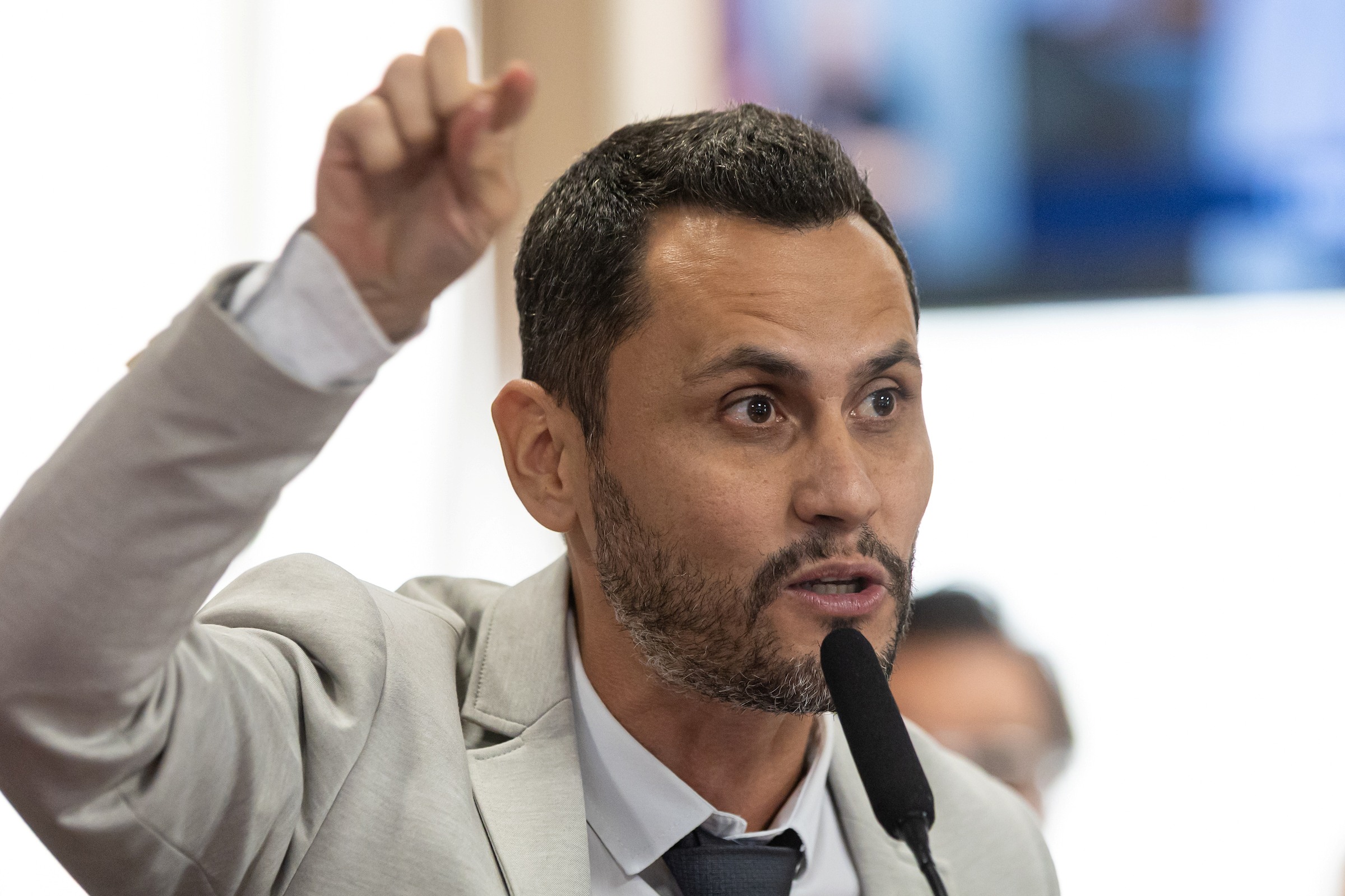 Para 2026, senador Cleitinho é favorito para o governo de Minas Gerais