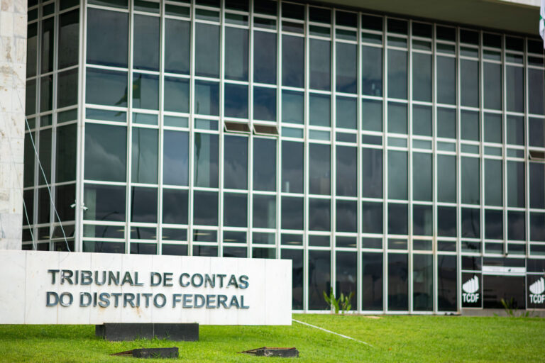 tcdf-tera-41-novos-cargos-comissionados-com-salarios-de-ate-r$-17-mil