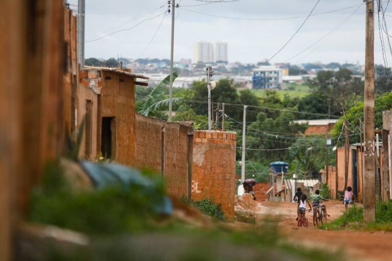 comunidades-e-favelas-do-df-recebem-ceps-oficiais;-veja-a-lista
