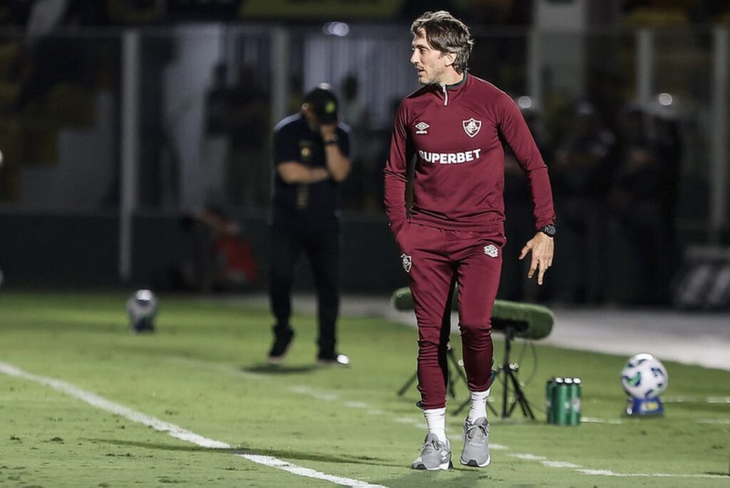 zubeldia-critica-arbitragem-apos-jogo:-“momento-totalmente-negativo”