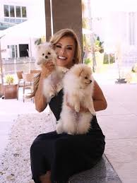 poliana-rocha-faz-apelo-apos-desaparecimento-de-seu-cachorrinho-de-estimacao