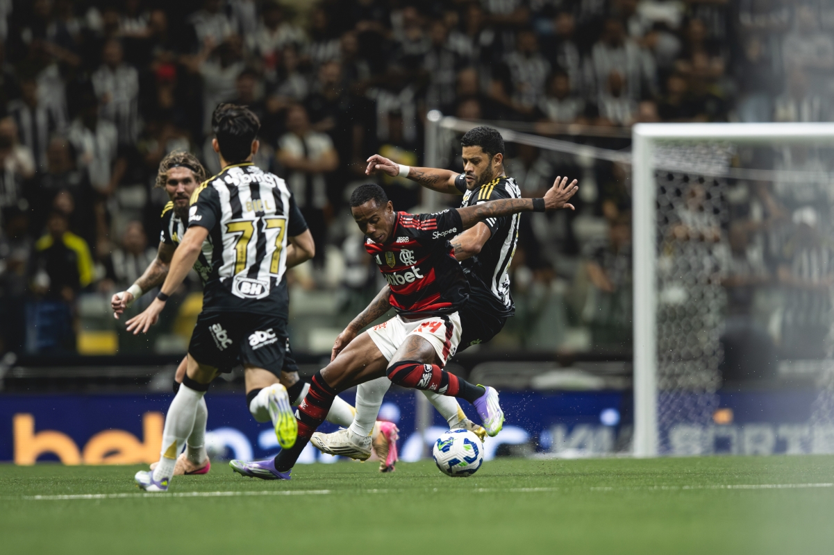 Veja quem são os titulares que podem desfalcar o Atlético no clássico