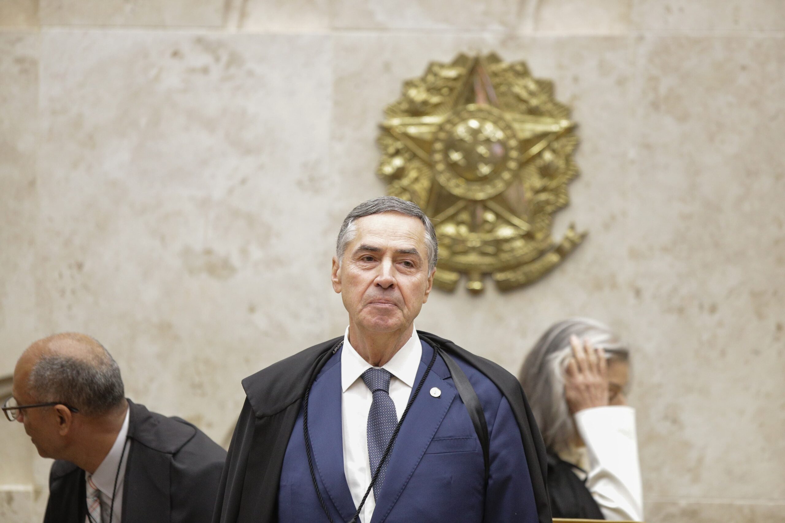 Saiba quando Barroso deixa o STF após pedir aposentadoria