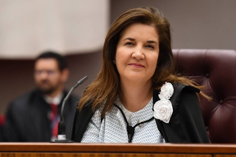 barroso-defende-substituta-mulher-e-nome-de-daniela-teixeira,-do-stj,-ganha-forca-nos-bastidores