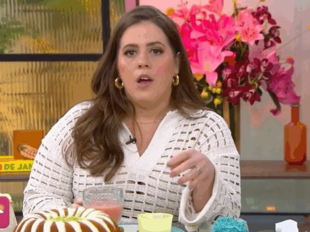 tati-machado-se-emociona-no-casamento-de-lexa:-“caiu-a-chuva-e-o-meu-choro”