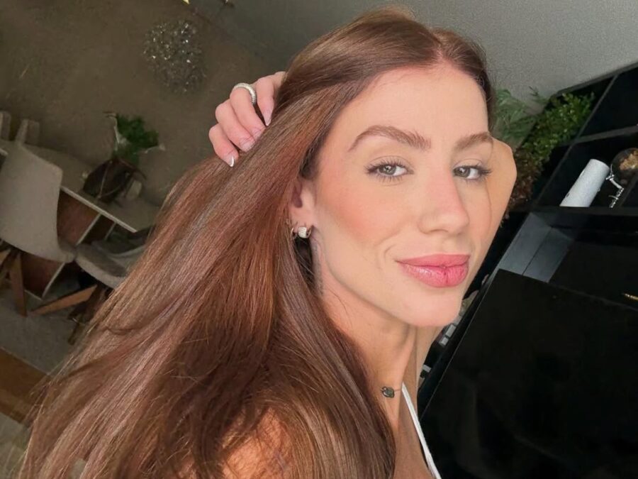 Maria Lina promete processar autores de piadas sobre morte de filho com Whindersson