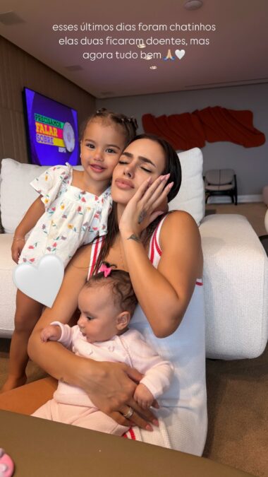 Filhas de Bruna Biancardi e Neymar adoecem juntas e influenciadora desabafa