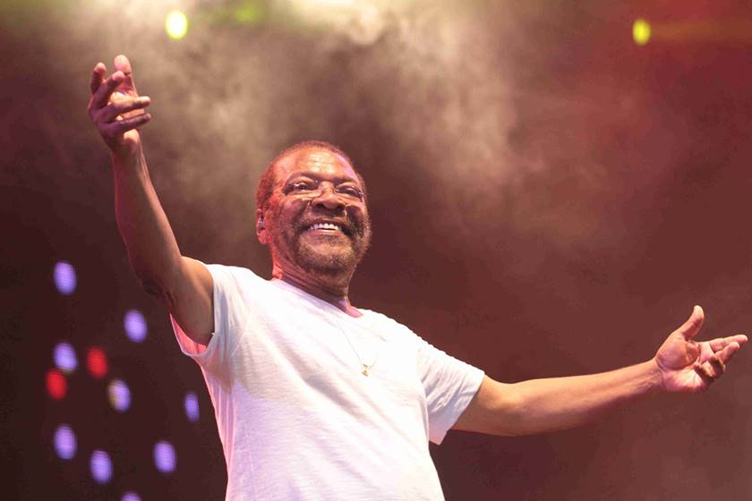 martinho-da-vila-representa-o-samba-em-ouro-no-festival-estilo-brasil