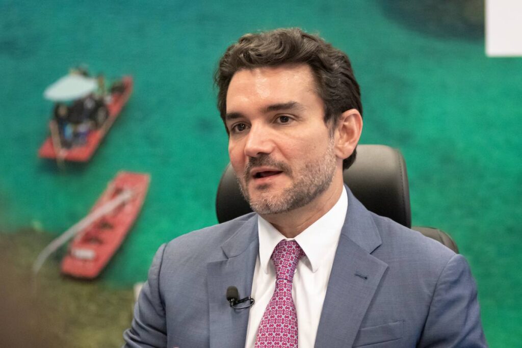 a-provocacao-de-sabino-a-caiado-na-reuniao-do-uniao-brasil