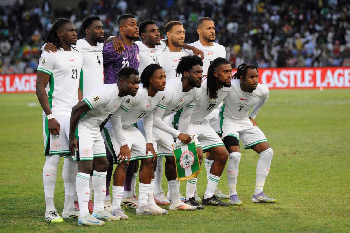 Avião da Seleção nigeriana faz pouso de emergência em Angola; entenda