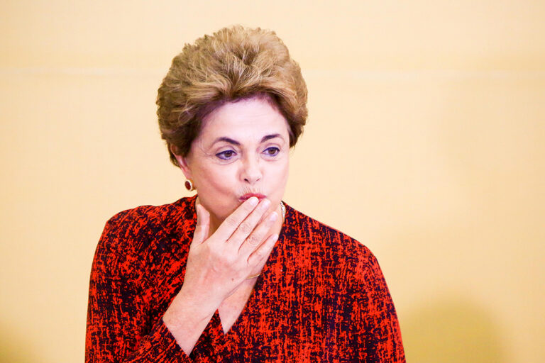 dilma-tem-favorito-ao-stf,-mas-nao-se-metera-na-disputa-por-um-motivo