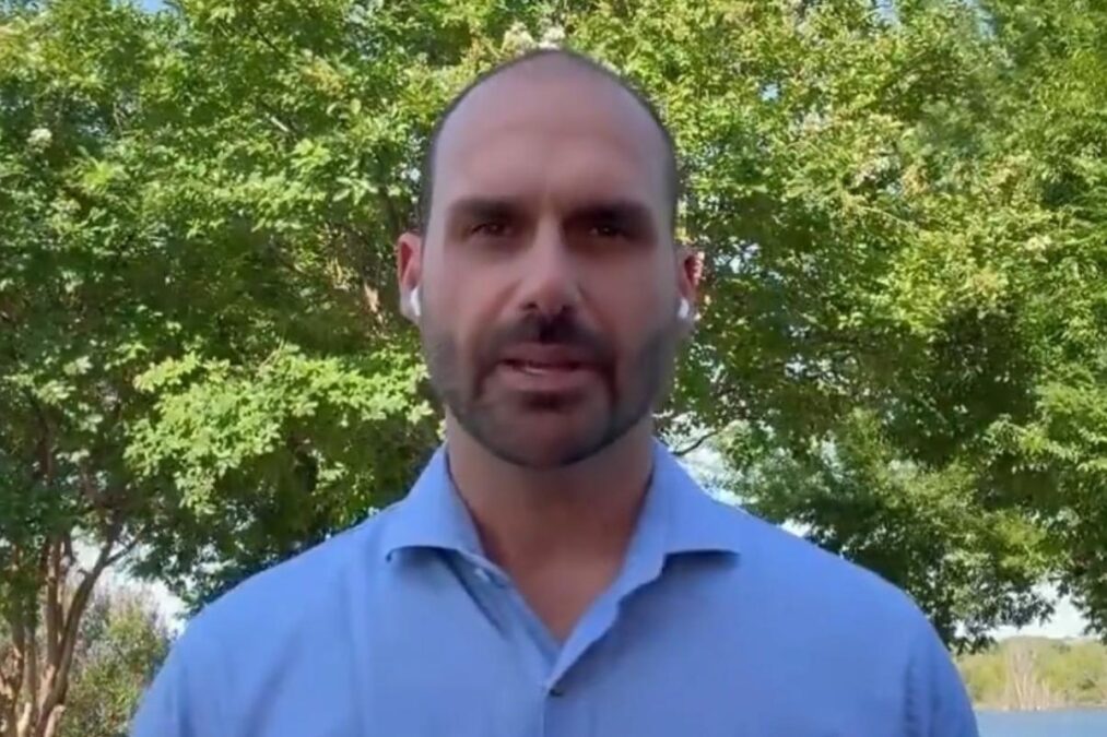 Eduardo Bolsonaro diz que não será preso se for condenado por Moraes