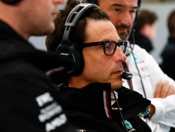 formula-1:-mercedes-define-futuro-e-renova-com-russell-e-antonelli-para-2026