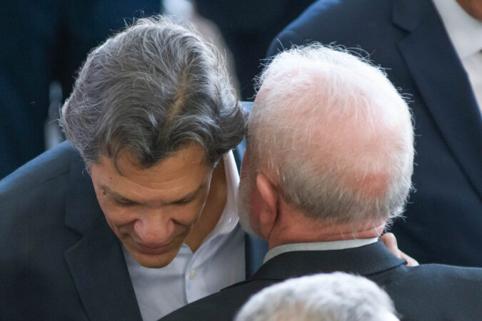 apos-derrota-em-mp,-lula-recebe-haddad-para-discutir-alternativas