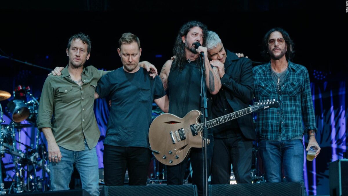 Foo Fighters negocia por show grátis em Brasília; outras cidades estão na rota