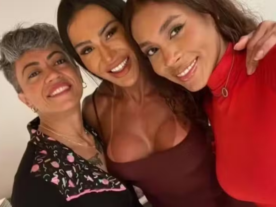 Ao portal LeoDias, Gracyanne Barbosa detalha assalto: “Arma na cabeça”