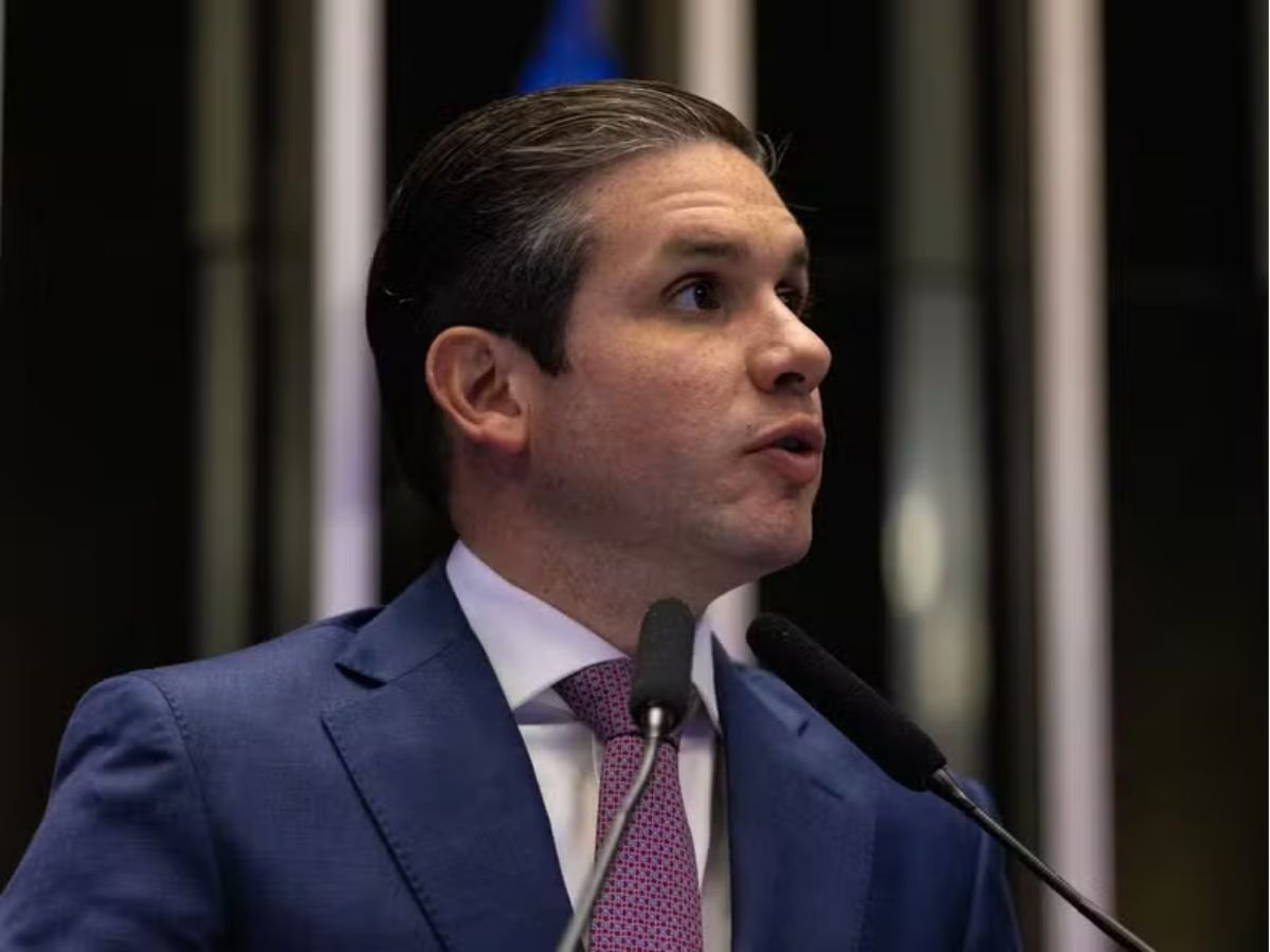 Hugo Motta reage a crítica de Lula e diz que presidente se referia à extrema direita no Congresso