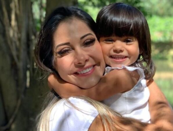 “celular-de-pobre”:-maira-revela-exclusao-das-redes-de-sophia-apos-polemica