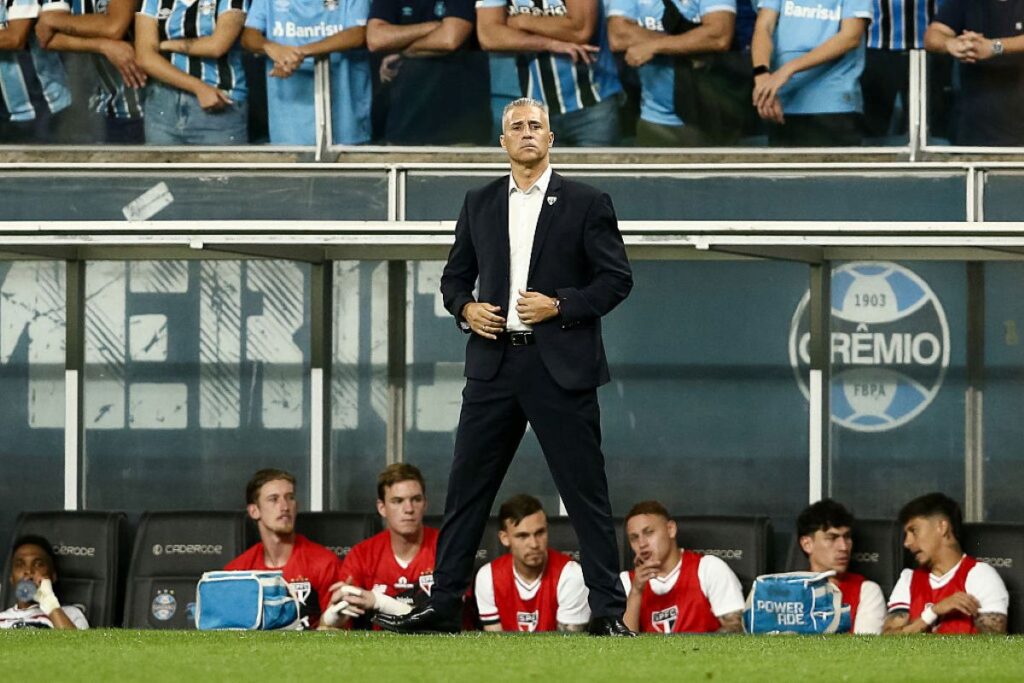 brasileirao:-hernan-crespo-ve-derrota-para-o-gremio-como-merecida