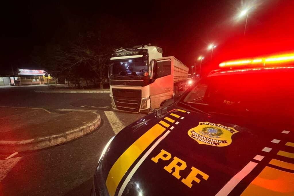 cocaina-e-perseguicao:-caminhoneiro-e-preso-apos-fugir por 30 km.-veja