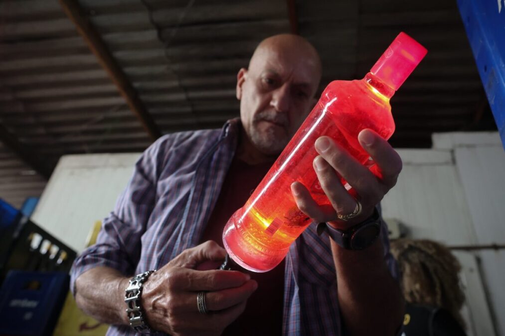 Metanol: vendas de gin desabam apesar da reação do setor em SP