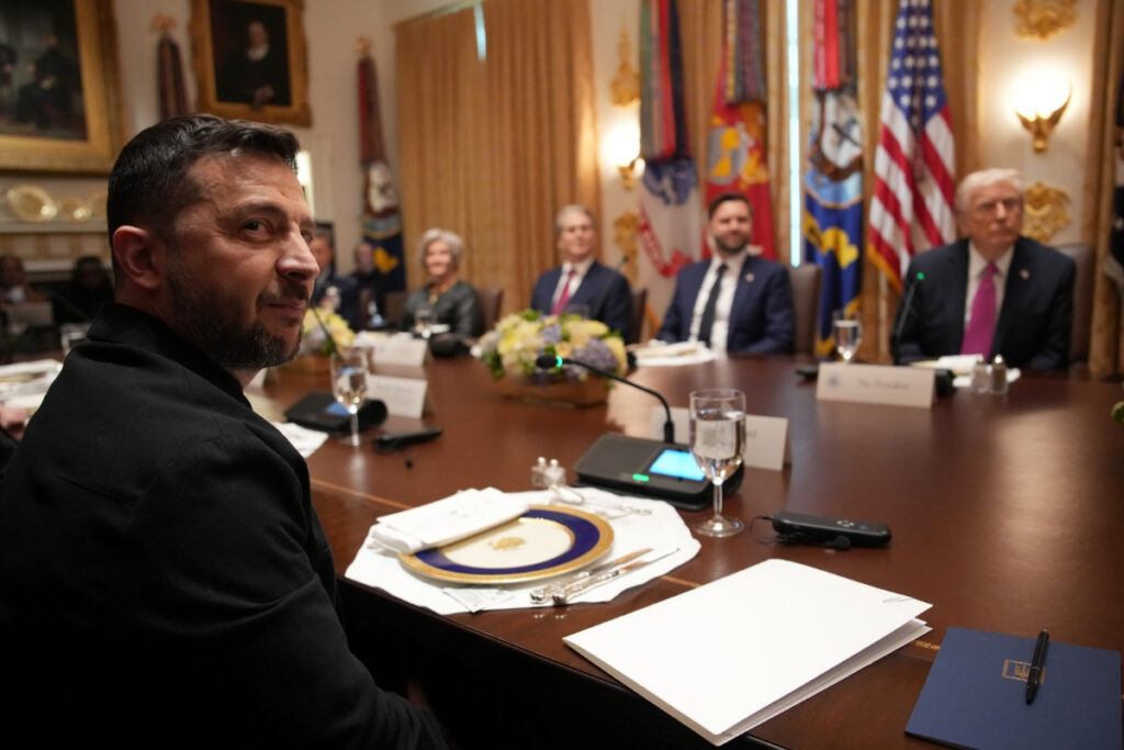 zelensky-deixa-encontro-com-trump-sem-garantia-de-misseis-tomahawk