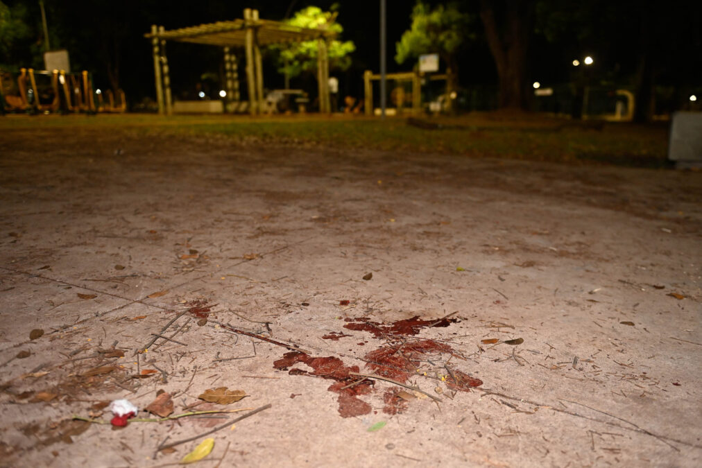 Em desespero, amigo de adolescente esfaqueado tentou reanimá-lo