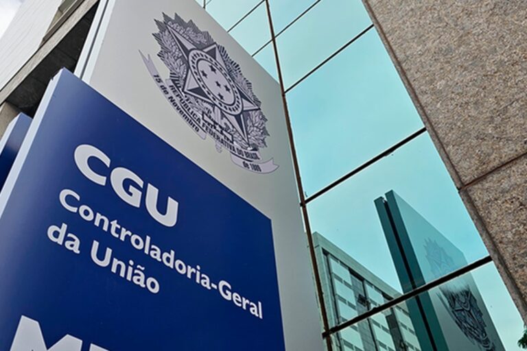 inss:-cgu-cita-“guerra”-entre-associacoes-por-filiacoes-de-aposentados