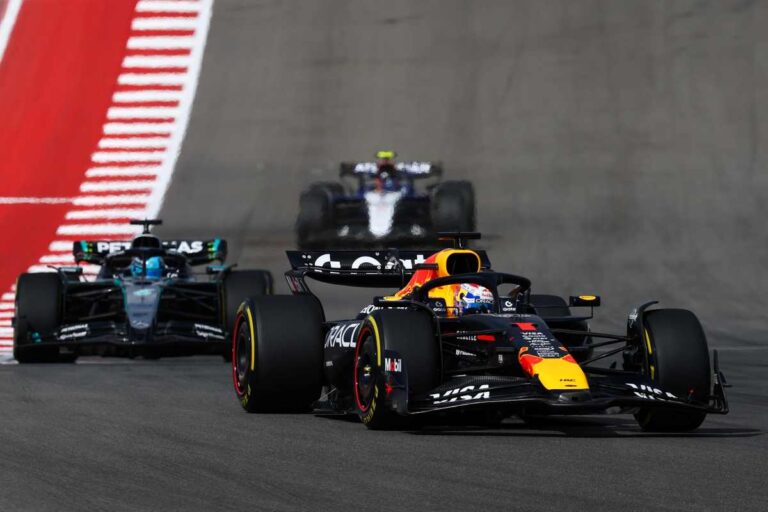f1:-verstappen-vence-sprint,-mclarens-batem-e-bortoleto-termina-em-11°