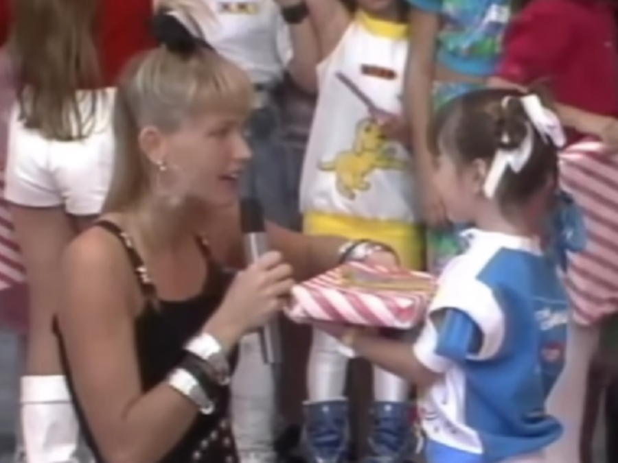 Tatá Werneck resgata vídeo de 1ª ida ao programa de Xuxa durante a infância