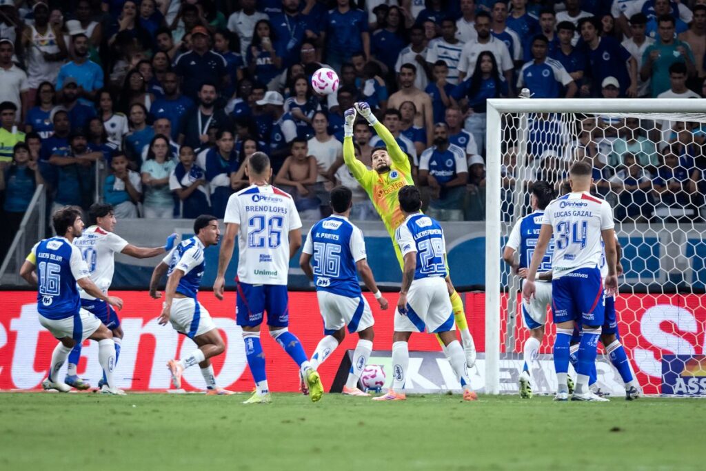 cruzeiro-esta-ha-dois-meses-sem-perder-como-mandante-no-brasileirao