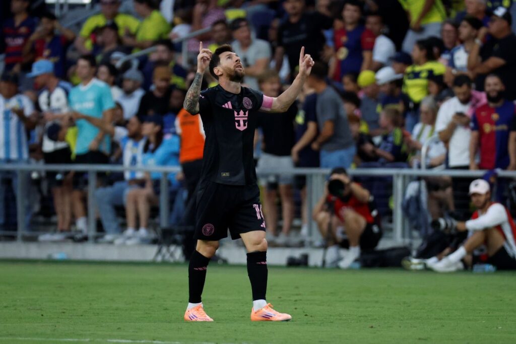 video:-messi-marca-tres-vezes-em-goleada-do-inter-miami-na-mls;-veja