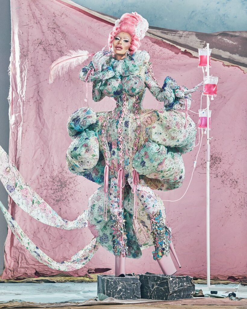 fantasiada,-sabrina-sato-manda-recado-para-nicolas:-“vai-ter-uma-nova-mulher”