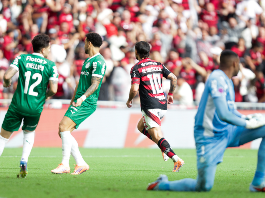 Arrascaeta é vítima de tentativa de assalto na saída do Maracanã