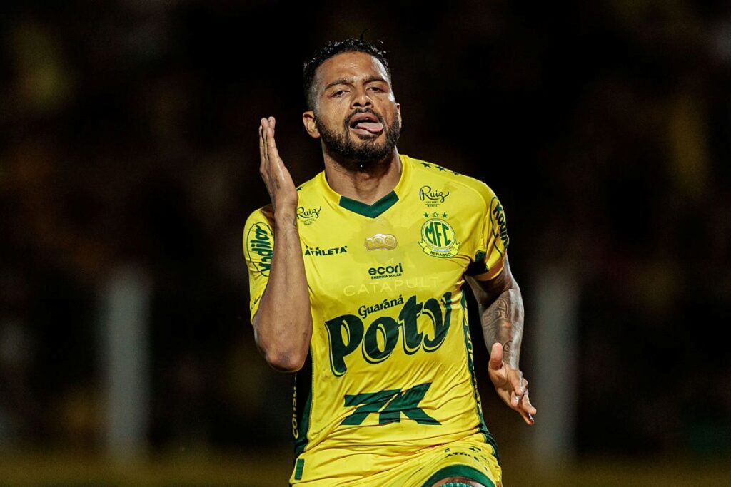 com-vitoria,-mirassol-tem-mais-de-96%-chance-de-ir-para-a-libertadores