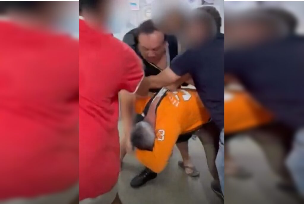 video:-pai-de-aluna-espanca-professor-em-escola-por-causa-de-celular