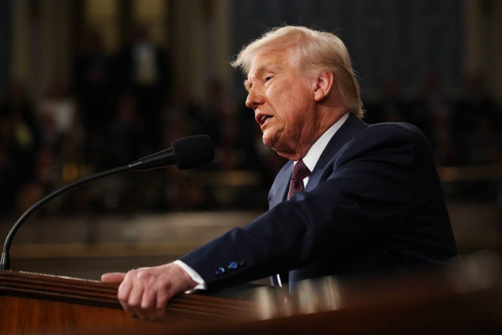 eua:-shutdown-entra-na-4a-semana-e-ja-e-o-3o-maior-da-historia-do-pais