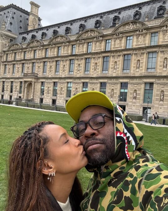 Taís Araujo e Lázaro Ramos abrem álbum de fotos em viagem romântica a Paris