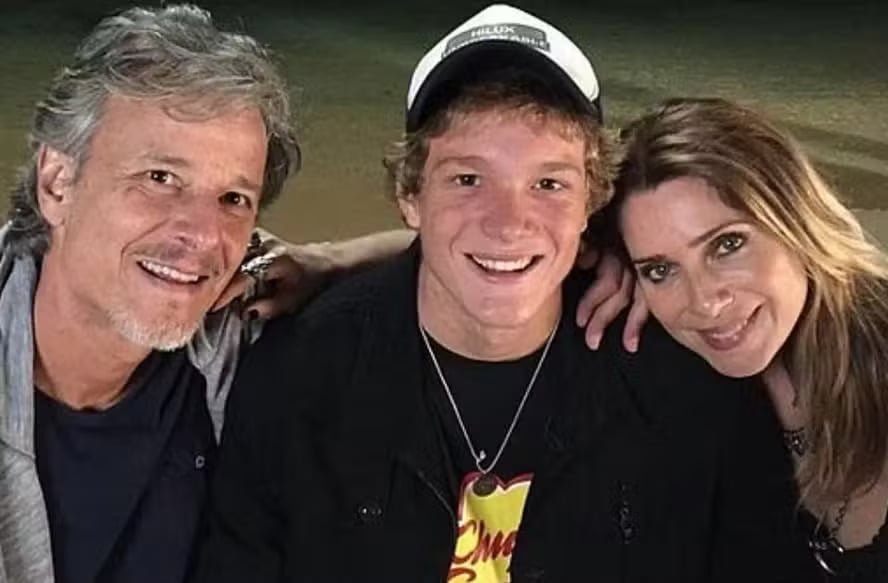 tal-pai,-tal-filho?-pedro-novaes-avalia-fama-de-gala-do-pai,-marcelo-novaes