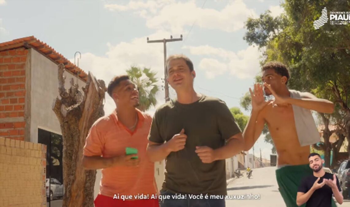 Governo do Piauí faz propaganda com negros furtando jovem branco