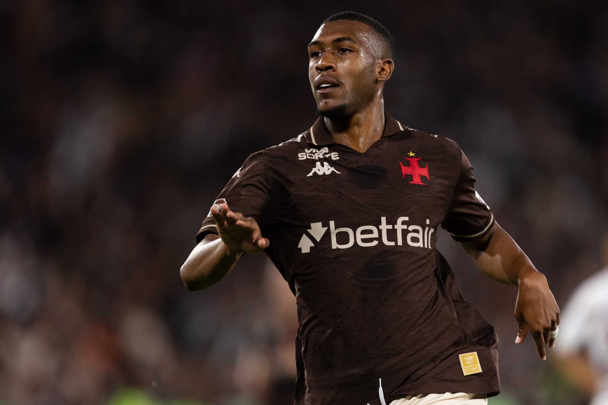 Imprensa italiana exalta Rayan e compara joia a ídolo do Vasco