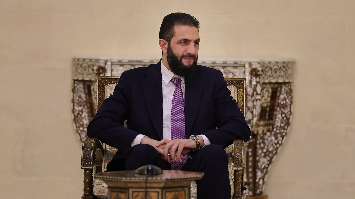 reino-unido-legitima-novo-governo-sirio-antes-rotulado-como-terrorista