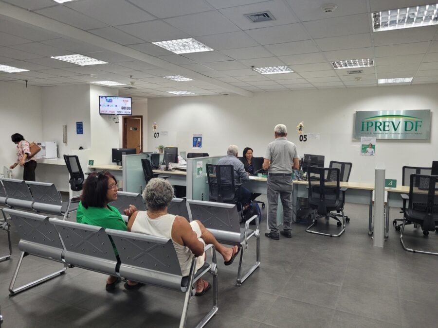 Aprovado PL que proíbe Iprev de aplicar descontos em aposentadorias