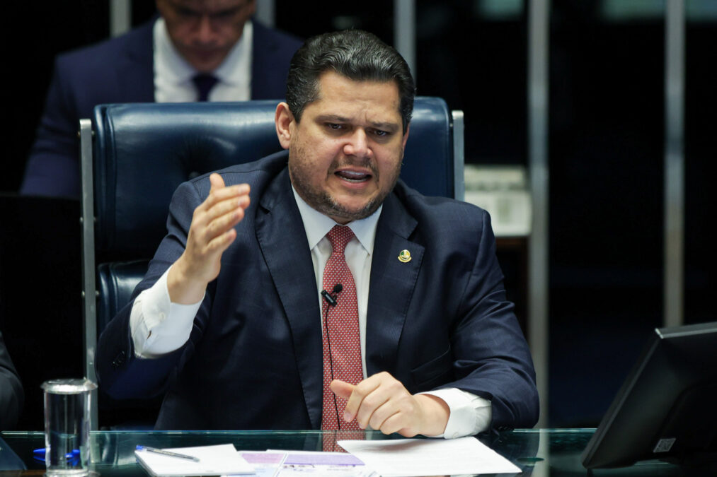 Após reportagem, Alcolumbre destrava sabatina de Gonet no Senado
